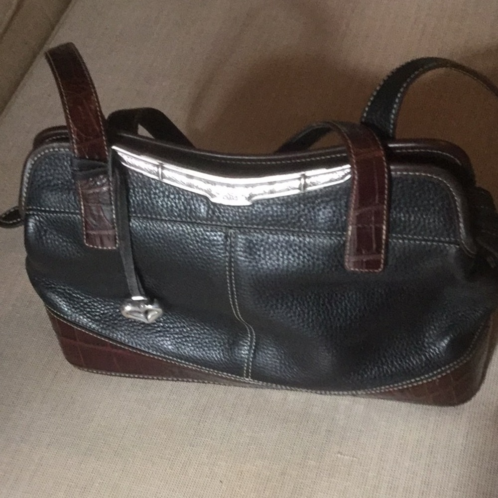 Black leather Brighton handbag with brown trim